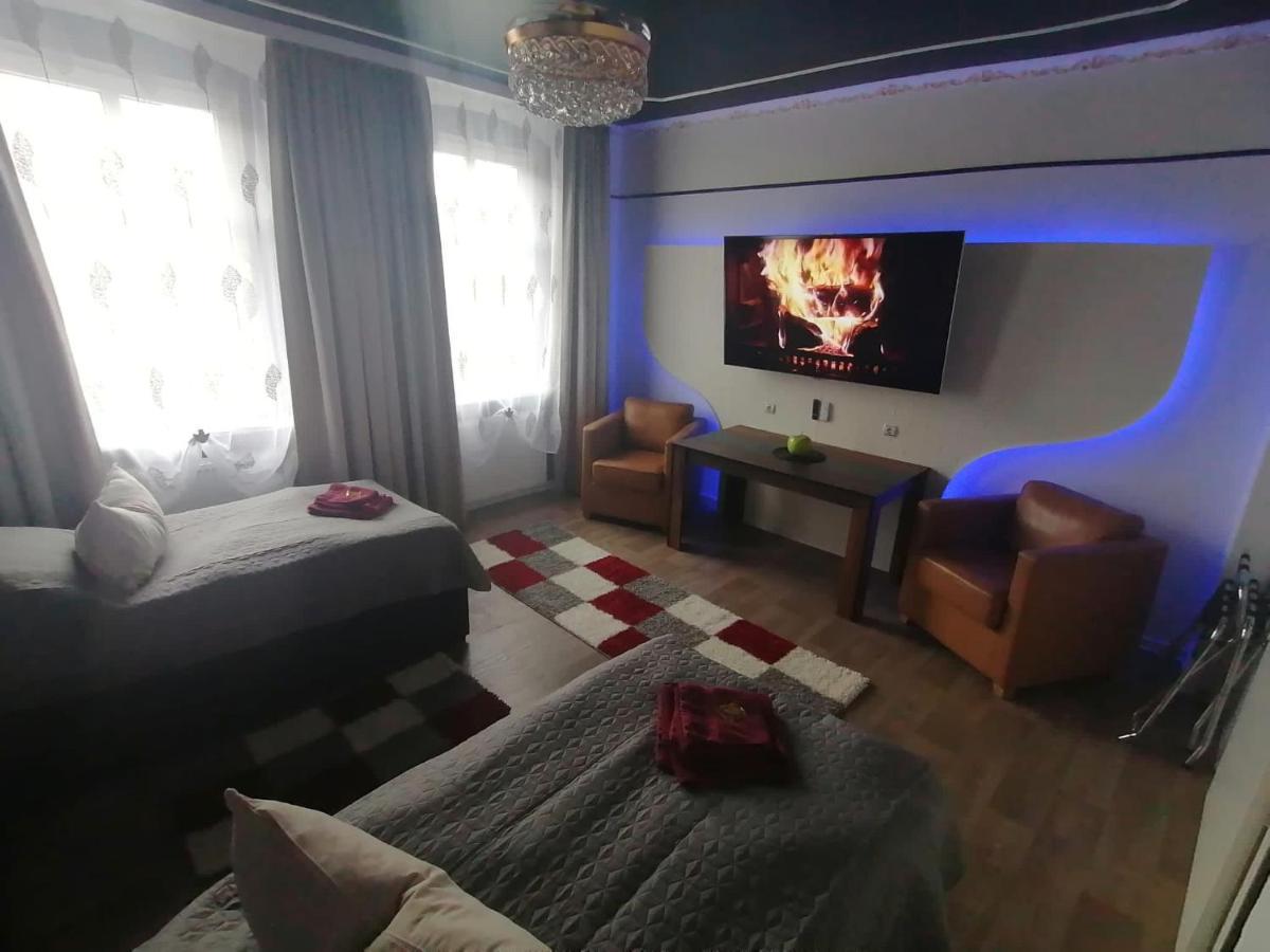 Best-Preis -Gold Suite- Mit Netflix, Self-Check-In, Ebike Ladestation, Fahrradraum, Wlan, Netflix Und Massagesessel - Direkt Am Elberadweg Im Herzen Von Wittenberge Kültér fotó